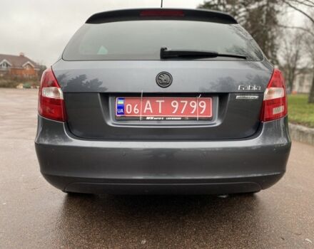 Синий Шкода Фабия, объемом двигателя 0 л и пробегом 185 тыс. км за 6000 $, фото 2 на Automoto.ua