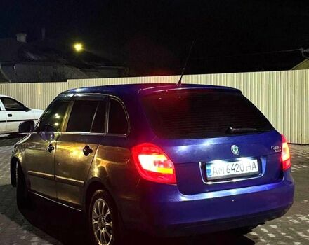 Синий Шкода Фабия, объемом двигателя 1.2 л и пробегом 202 тыс. км за 5300 $, фото 2 на Automoto.ua