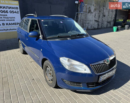 Синий Шкода Фабия, объемом двигателя 1.2 л и пробегом 228 тыс. км за 5500 $, фото 5 на Automoto.ua