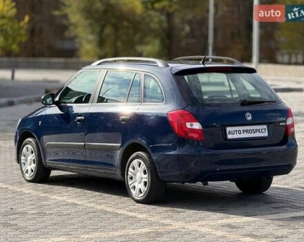 Шкода Фабия 2011 в Кривом Роге на Automoto.ua Синий Шкода Фабия, объемом двигателя 1.6 л и пробегом 216 тыс. км за 6100 $, фото 4 на Automoto.ua