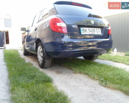Синий Шкода Фабия, объемом двигателя 1.6 л и пробегом 260 тыс. км за 4800 $, фото 37 на Automoto.ua