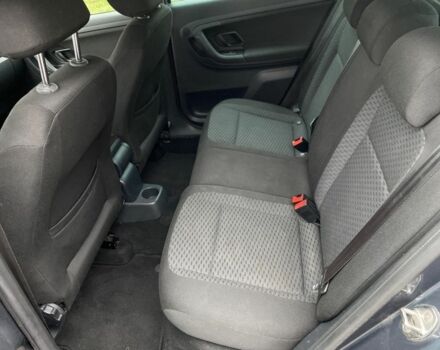 Синий Шкода Фабия, объемом двигателя 0 л и пробегом 185 тыс. км за 6000 $, фото 9 на Automoto.ua