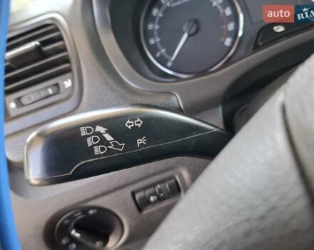 Синий Шкода Фабия, объемом двигателя 1.2 л и пробегом 211 тыс. км за 5900 $, фото 22 на Automoto.ua