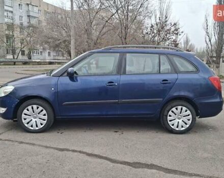 Синий Шкода Фабия, объемом двигателя 1.2 л и пробегом 212 тыс. км за 5000 $, фото 2 на Automoto.ua