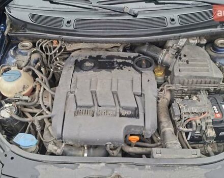 Синий Шкода Фабия, объемом двигателя 1.2 л и пробегом 212 тыс. км за 5000 $, фото 16 на Automoto.ua