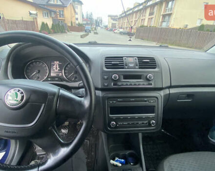 Синий Шкода Фабия, объемом двигателя 1.2 л и пробегом 212 тыс. км за 5200 $, фото 7 на Automoto.ua