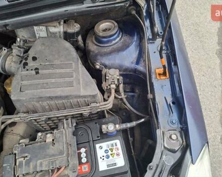 Синий Шкода Фабия, объемом двигателя 1.2 л и пробегом 212 тыс. км за 5000 $, фото 17 на Automoto.ua