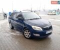 Синий Шкода Фабия, объемом двигателя 1.2 л и пробегом 200 тыс. км за 3600 $, фото 1 на Automoto.ua