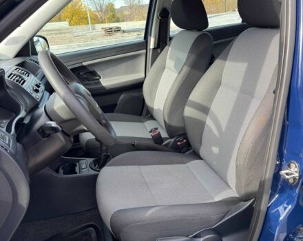 Шкода Фабия 2011 в Кривом Роге на Automoto.ua Синий Шкода Фабия, объемом двигателя 1.6 л и пробегом 216 тыс. км за 6100 $, фото 8 на Automoto.ua