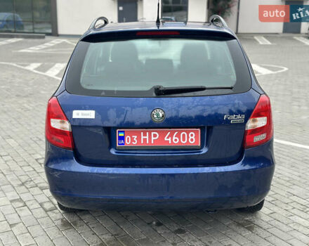 Синий Шкода Фабия, объемом двигателя 1.2 л и пробегом 232 тыс. км за 3999 $, фото 7 на Automoto.ua