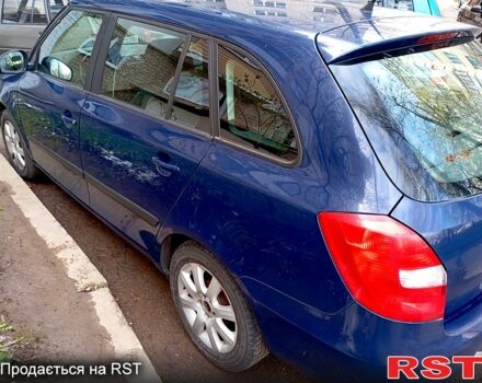 Синий Шкода Фабия, объемом двигателя 14 л и пробегом 212 тыс. км за 5300 $, фото 3 на Automoto.ua
