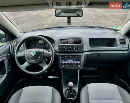 Шкода Фабия 2011 в Кривом Роге на Automoto.ua Синий Шкода Фабия, объемом двигателя 1.6 л и пробегом 216 тыс. км за 5999 $, фото 16 на Automoto.ua