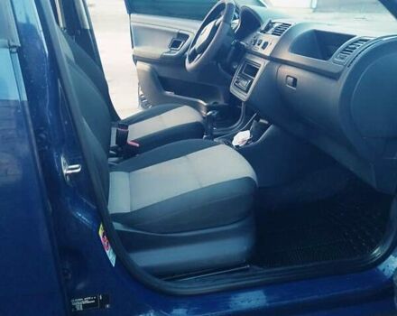 Синій Шкода Фабія, об'ємом двигуна 1.6 л та пробігом 266 тис. км за 4600 $, фото 4 на Automoto.ua