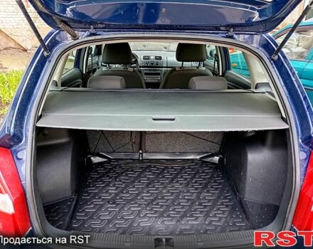 Синий Шкода Фабия, объемом двигателя 14 л и пробегом 212 тыс. км за 5300 $, фото 9 на Automoto.ua