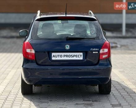 Шкода Фабия 2011 в Кривом Роге на Automoto.ua Синий Шкода Фабия, объемом двигателя 1.6 л и пробегом 216 тыс. км за 6100 $, фото 5 на Automoto.ua