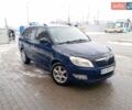 Синий Шкода Фабия, объемом двигателя 1.2 л и пробегом 200 тыс. км за 3600 $, фото 1 на Automoto.ua
