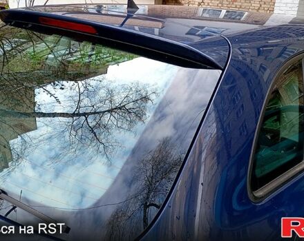 Синий Шкода Фабия, объемом двигателя 14 л и пробегом 212 тыс. км за 5300 $, фото 5 на Automoto.ua