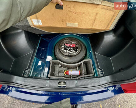Шкода Фабия 2011 в Кривом Роге на Automoto.ua Синий Шкода Фабия, объемом двигателя 1.6 л и пробегом 216 тыс. км за 5999 $, фото 8 на Automoto.ua