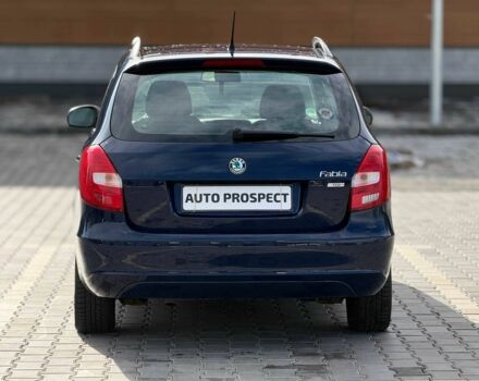 Шкода Фабия 2011 в Кривом Роге на Automoto.ua Синий Шкода Фабия, объемом двигателя 1.6 л и пробегом 216 тыс. км за 6100 $, фото 5 на Automoto.ua