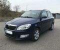 Синий Шкода Фабия, объемом двигателя 1.2 л и пробегом 137 тыс. км за 7500 $, фото 1 на Automoto.ua