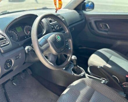Синій Шкода Фабія, об'ємом двигуна 1.2 л та пробігом 273 тис. км за 6200 $, фото 7 на Automoto.ua