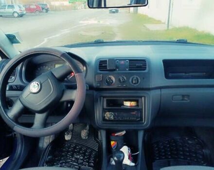 Синій Шкода Фабія, об'ємом двигуна 1.6 л та пробігом 266 тис. км за 4600 $, фото 6 на Automoto.ua