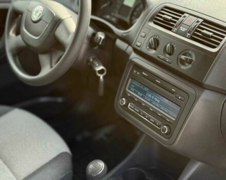 Шкода Фабия 2011 в Кривом Роге на Automoto.ua Синий Шкода Фабия, объемом двигателя 1.6 л и пробегом 216 тыс. км за 6100 $, фото 11 на Automoto.ua