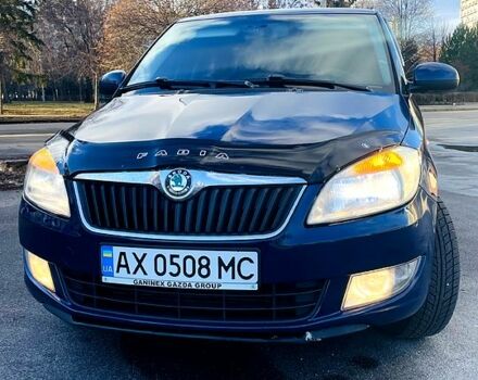 Синий Шкода Фабия, объемом двигателя 16 л и пробегом 235 тыс. км за 6500 $, фото 4 на Automoto.ua
