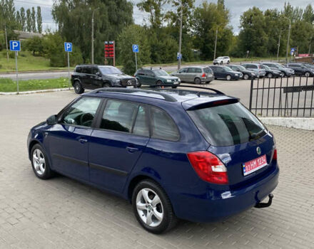 Синий Шкода Фабия, объемом двигателя 1.2 л и пробегом 209 тыс. км за 5700 $, фото 2 на Automoto.ua