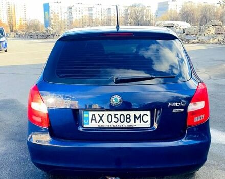 Синий Шкода Фабия, объемом двигателя 16 л и пробегом 235 тыс. км за 6500 $, фото 1 на Automoto.ua