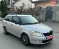 Синий Шкода Фабия, объемом двигателя 1.6 л и пробегом 255 тыс. км за 5900 $, фото 2 на Automoto.ua