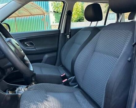 Синій Шкода Фабія, об'ємом двигуна 1.6 л та пробігом 260 тис. км за 6300 $, фото 10 на Automoto.ua