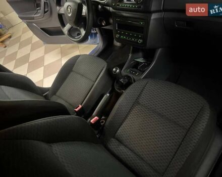 Синій Шкода Фабія, об'ємом двигуна 1.2 л та пробігом 258 тис. км за 5850 $, фото 44 на Automoto.ua