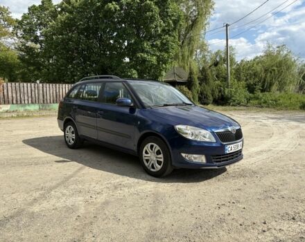 Синий Шкода Фабия, объемом двигателя 1.2 л и пробегом 192 тыс. км за 5800 $, фото 1 на Automoto.ua