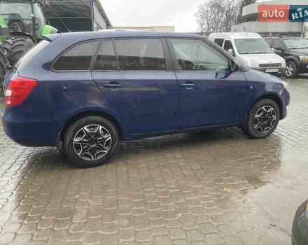 Синий Шкода Фабия, объемом двигателя 1.6 л и пробегом 553 тыс. км за 5300 $, фото 6 на Automoto.ua