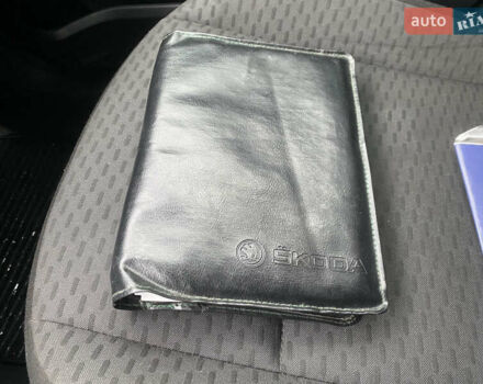 Синій Шкода Фабія, об'ємом двигуна 1.6 л та пробігом 553 тис. км за 4999 $, фото 19 на Automoto.ua