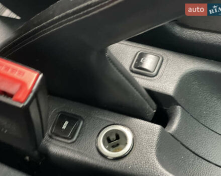 Синій Шкода Фабія, об'ємом двигуна 1.6 л та пробігом 317 тис. км за 5800 $, фото 25 на Automoto.ua