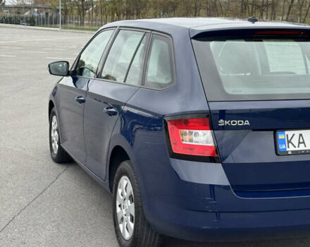 Синий Шкода Фабия, объемом двигателя 1.2 л и пробегом 140 тыс. км за 7800 $, фото 5 на Automoto.ua