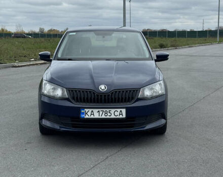 Синий Шкода Фабия, объемом двигателя 1.2 л и пробегом 140 тыс. км за 7800 $, фото 1 на Automoto.ua