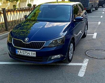Синий Шкода Фабия, объемом двигателя 1 л и пробегом 130 тыс. км за 7200 $, фото 1 на Automoto.ua