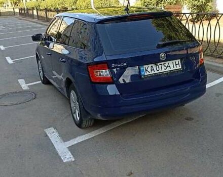 Синий Шкода Фабия, объемом двигателя 1 л и пробегом 130 тыс. км за 7200 $, фото 1 на Automoto.ua