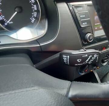 Синий Шкода Фабия, объемом двигателя 1 л и пробегом 85 тыс. км за 8500 $, фото 25 на Automoto.ua