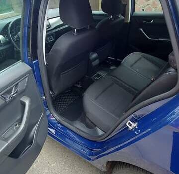 Синий Шкода Фабия, объемом двигателя 1 л и пробегом 85 тыс. км за 8500 $, фото 9 на Automoto.ua