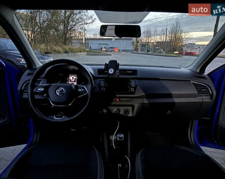 Синий Шкода Фабия, объемом двигателя 1 л и пробегом 82 тыс. км за 11900 $, фото 6 на Automoto.ua