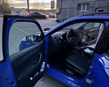 Синий Шкода Фабия, объемом двигателя 1 л и пробегом 82 тыс. км за 11900 $, фото 4 на Automoto.ua