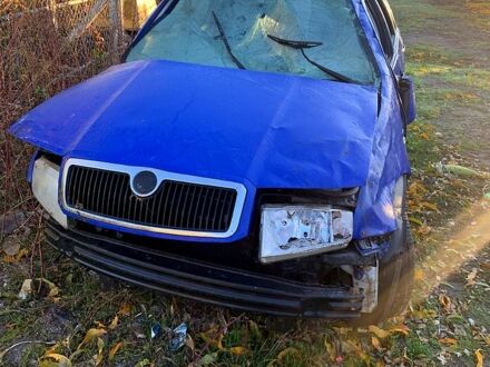 Шкода Фабия 2000 в Белгород-Днестровском на Automoto.ua Синий Шкода Фабия, объемом двигателя 1.4 л и пробегом 200 тыс. км за 1000 $, фото 1 на Automoto.ua