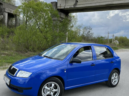 Синій Шкода Фабія, об'ємом двигуна 1.4 л та пробігом 284 тис. км за 3300 $, фото 1 на Automoto.ua