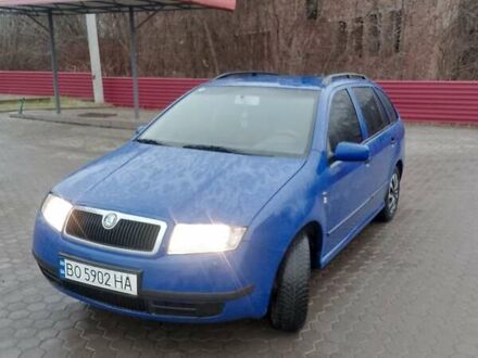 Синій Шкода Фабія, об'ємом двигуна 1.4 л та пробігом 293 тис. км за 3750 $, фото 1 на Automoto.ua