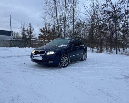 Синій Шкода Фабія, об'ємом двигуна 2 л та пробігом 295 тис. км за 3400 $, фото 1 на Automoto.ua