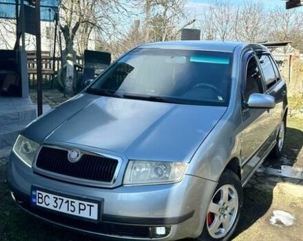 Синий Шкода Фабия, объемом двигателя 1.4 л и пробегом 300 тыс. км за 3300 $, фото 1 на Automoto.ua